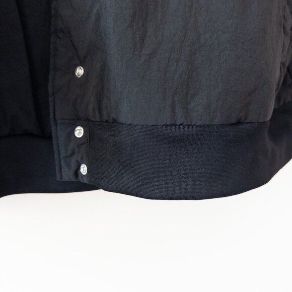 Nike Women's Sportswear Team Jacket Large Black Bomber Logo Spellout Oversized - Picture 7 of 9